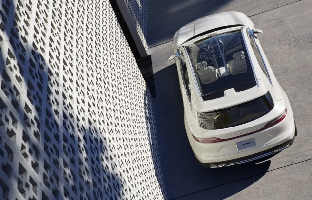 More information about "2013 Detroit Auto Show Coverage"