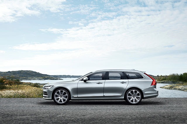 More information about "Geneva Motor Show: Volvo V90"