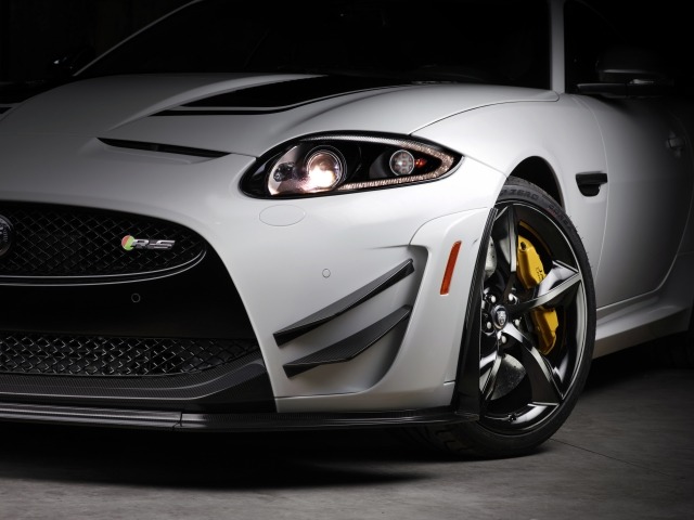 More information about "New York Auto Show: 2014 Jaguar XKR-S GT"