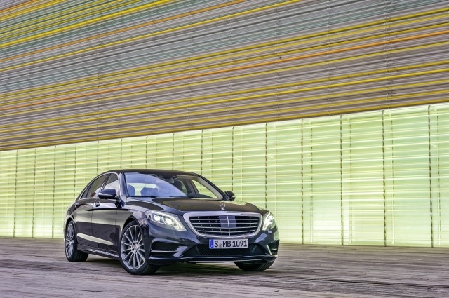 More information about "Diamler's Chairman Says A Mercedes-Benz S-Class Pullman Is In The Cards"