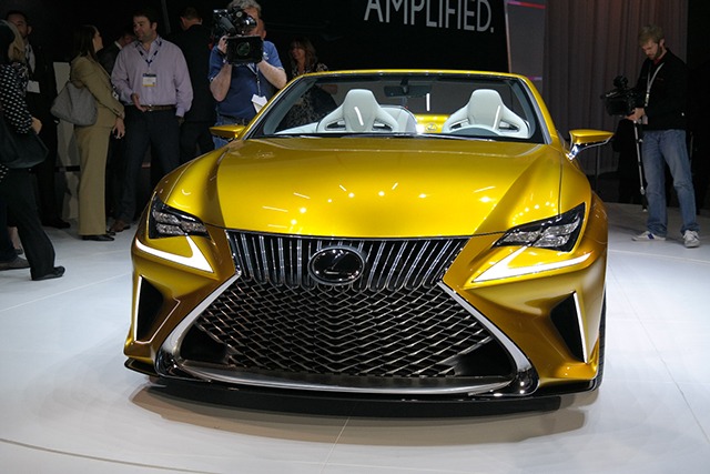 More information about "LA Auto Show: Lexus LF-C2 Concept"