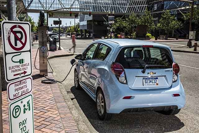 More information about "Chevrolet Spark EV Sees A Price Drop, New Lease Special"