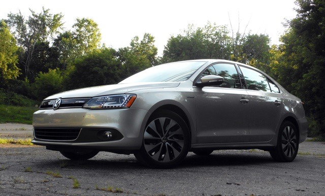 More information about "Volkswagen Jetta Hybrid Is No More In 2017"