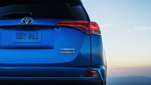 More information about "New York Auto Show: Toyota Hybrid-izes the RAV4"