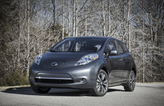 More information about "Detroit Auto Show: 2013 Nissan Leaf"