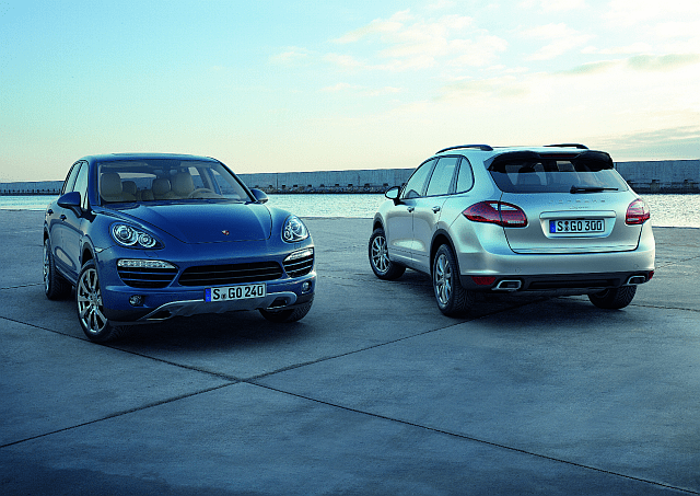 More information about "New York 2012: 2013 Porsche Cayenne Diesel"