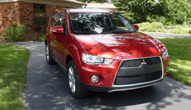 More information about "Interactive Review: 2012 Mitsubishi Outlander GT S-AWC"