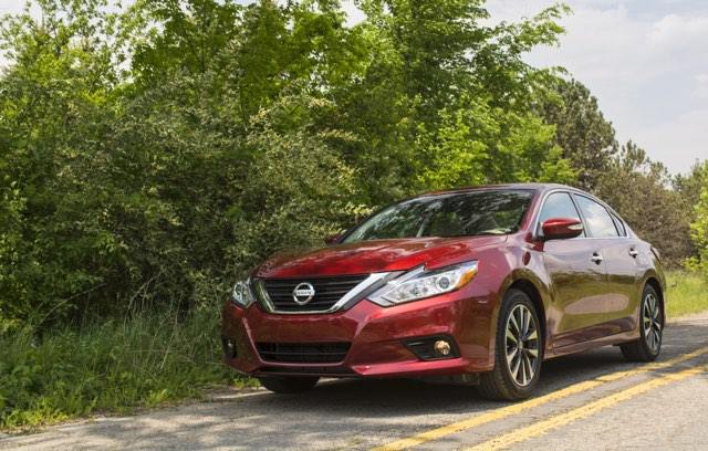 More information about "Quick Drive: 2016 Nissan Altima 2.5 SL"