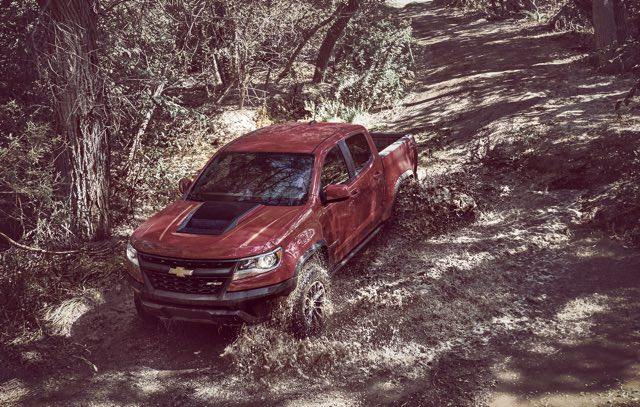 More information about "2017 Chevrolet Colorado Looks To Give Toyota's Tacoma TRD Pro A Run For the Money"