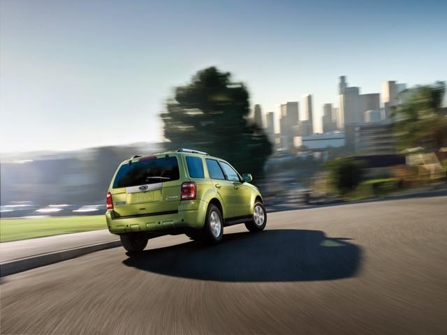 More information about "Ford Plans Plug-In Hybrid Escape, Hybrid Full-Size SUVs"