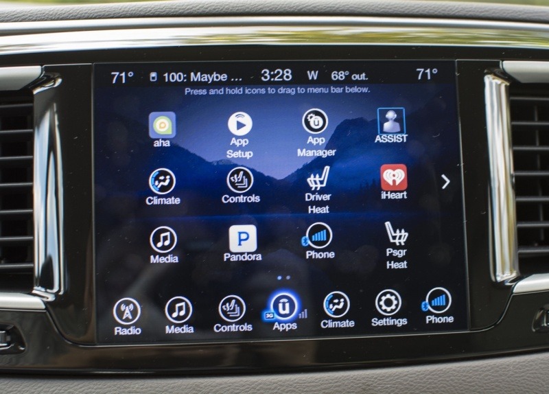 More information about "Fiat Chrysler's Recent UConnect Update Is Causing An Endless Reboot Issue"