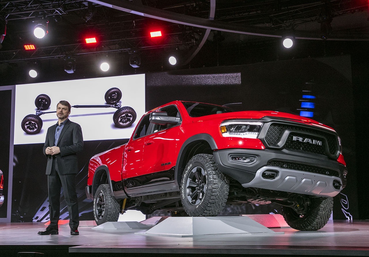 More information about "Mike Manley To Succeed Sergio Marchionne As FCA CEO"