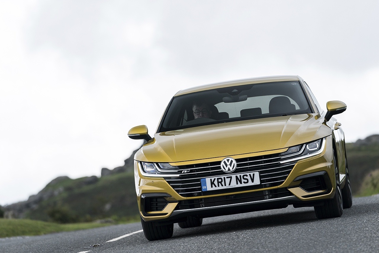More information about "Volkswagen Delays Launch of Arteon To Early 2019"