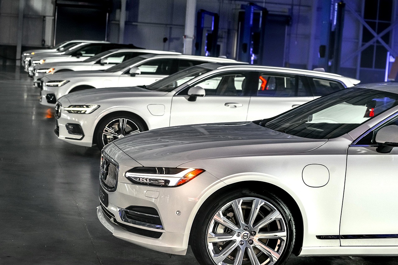 More information about "Volvo Scraps Plans For IPO"