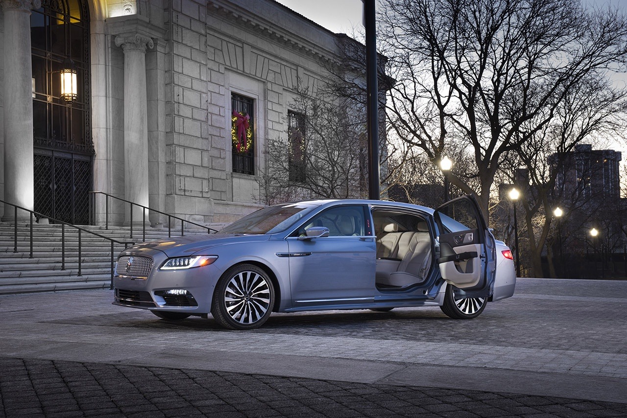 More information about "Lincoln Sells Out of Continental Coach Door Edition"