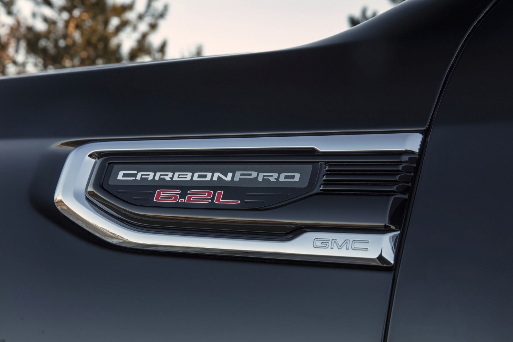 More information about "GMC CarbonPro Bed Start Production In June"