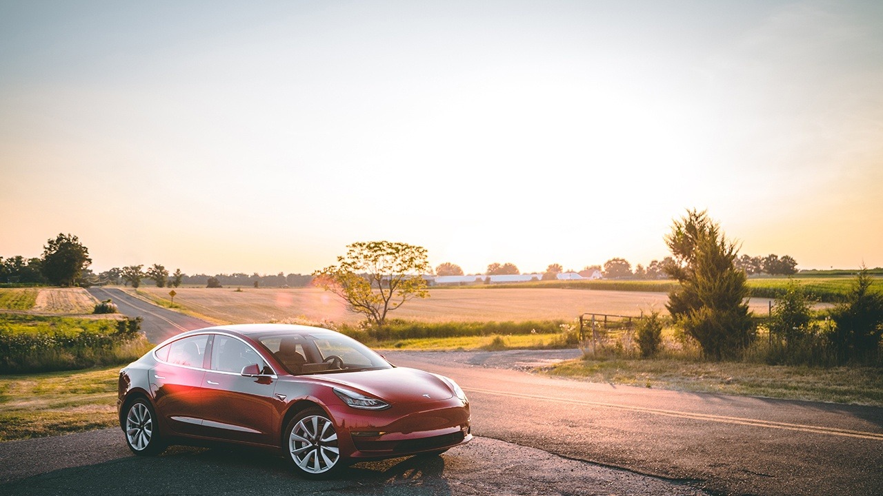 More information about "The Disappearing $35,000 Tesla Model 3"