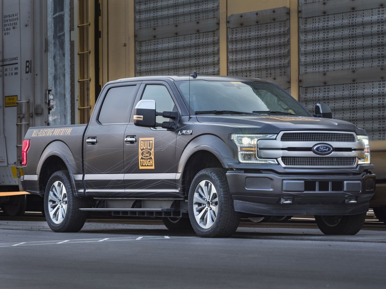 More information about "Ford Tows Off Tesla"