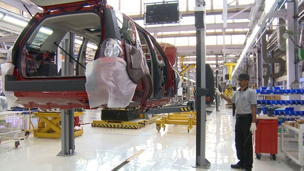 More information about "Amid Brexit Fears, Companies Announce Production Stoppage"