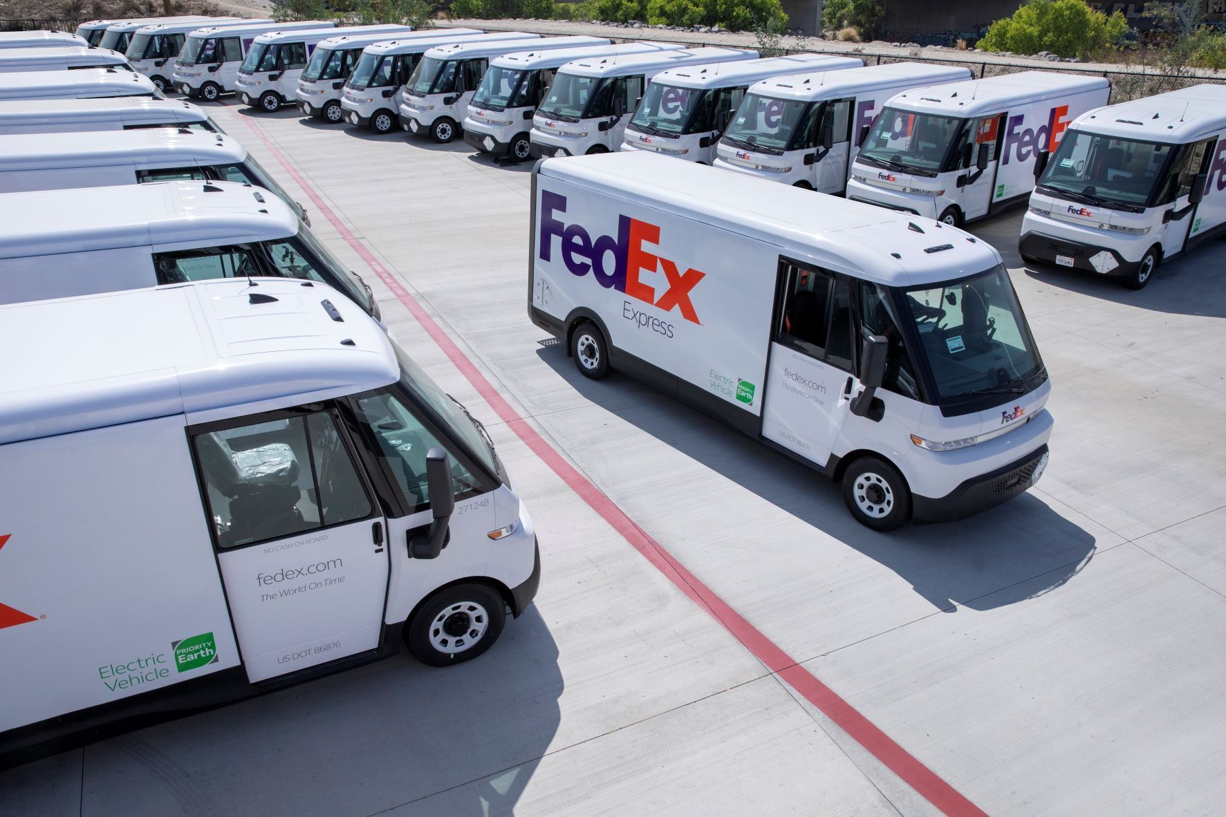BrightDrop Advancing FedEx Electrification of Fleet