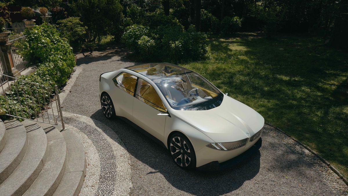 More information about "BMW Says Gas Car Sales Have Peaked and Will Focus on EVs"