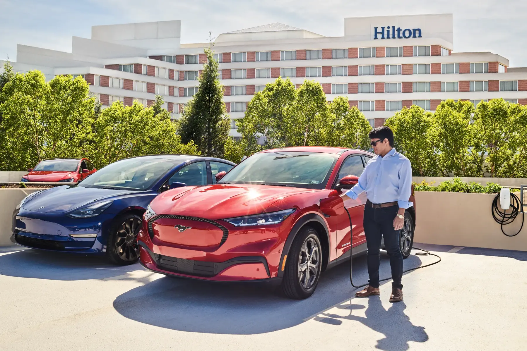 More information about "Hilton Adding EV Charging to Over 2,000 Hotels in North America"