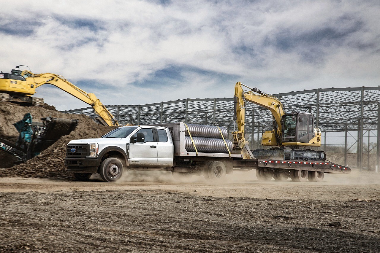 More information about "Next Ford Super Duty will likely offer hybrid power"